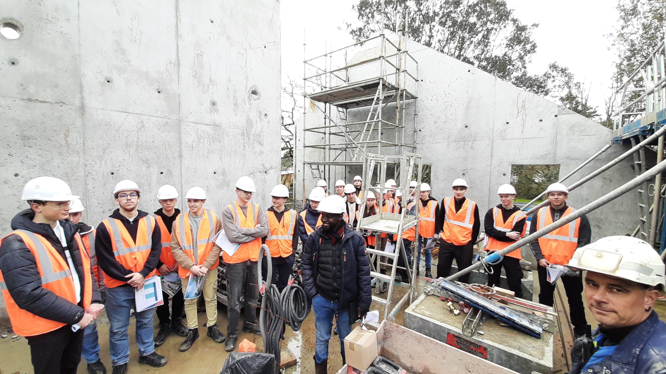 Visites De Chantier Avec La Promotion G Nie Civil De L Iut De Saint